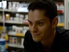 Фото - Daniel Louis Rivas: 240x180 / 9 Кб