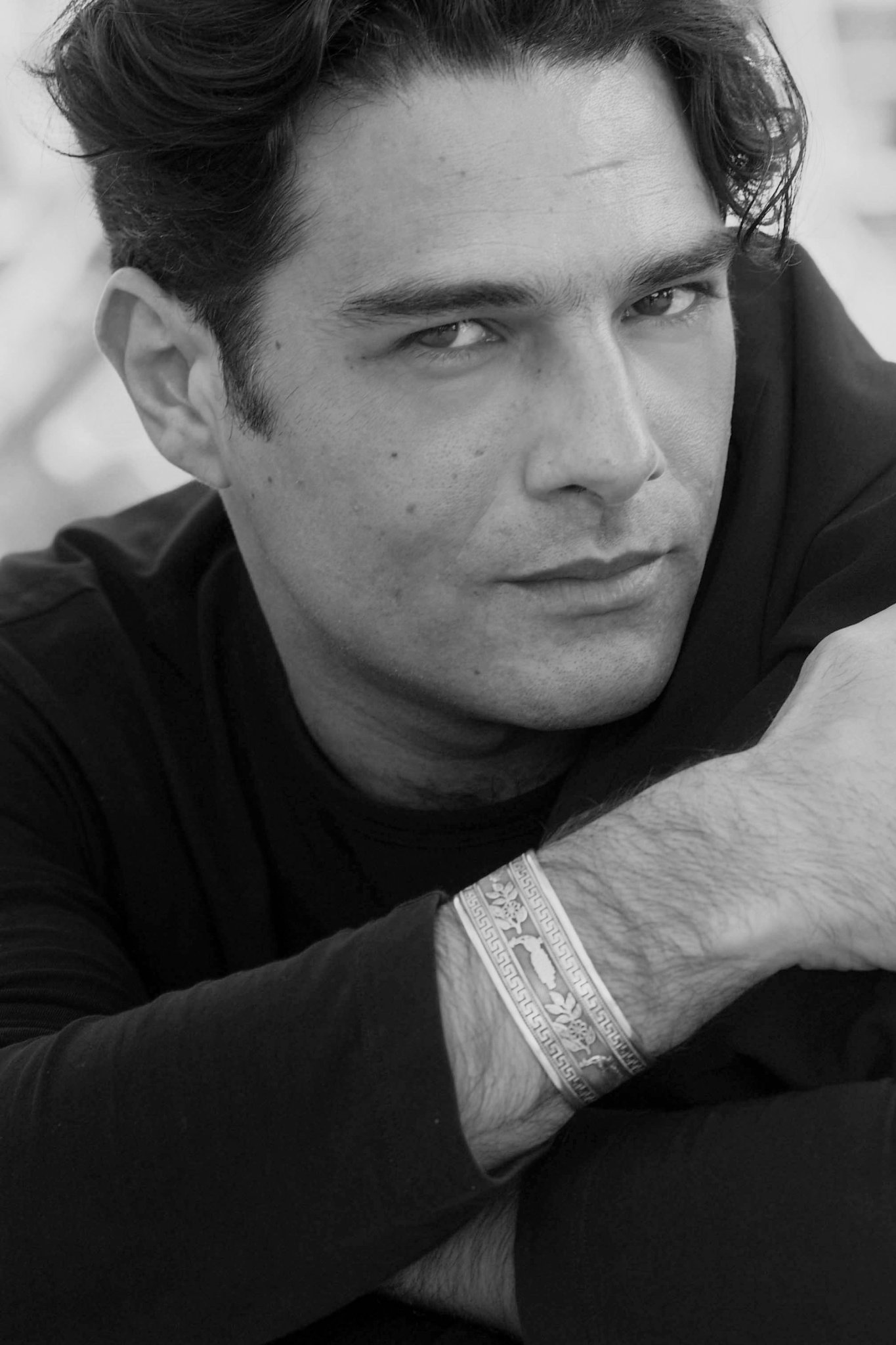 Фото - Марко Леонарди: 1365x2048 / 267 Кб