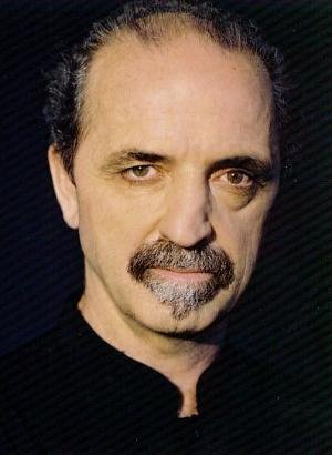 Фото - Neil Kroetsch: 300x410 / 22 Кб