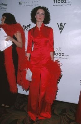 Фото - Лара Флинн Бойл: 260x400 / 17 Кб