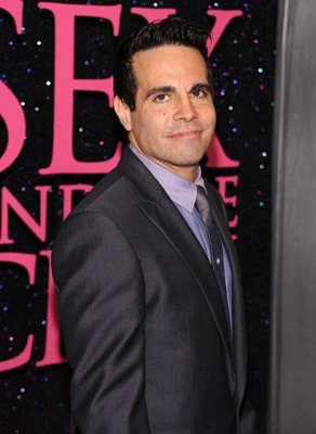 Фото - Марио Кантоне: 292x400 / 23 Кб