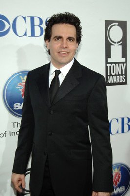 Фото - Марио Кантоне: 266x400 / 20 Кб