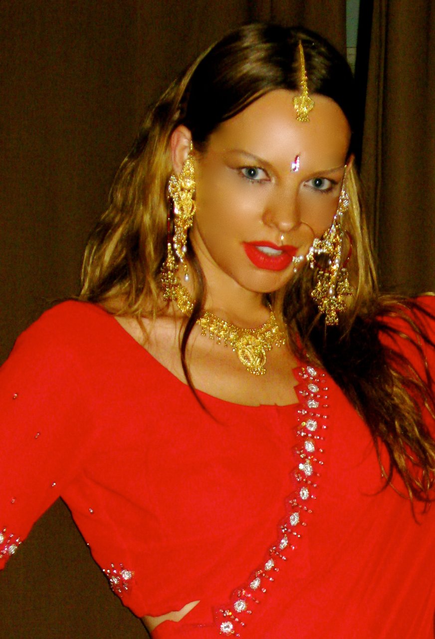 Фото - Наташа Алам: 872x1280 / 163 Кб