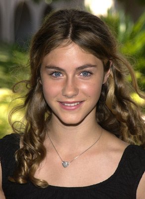 Фото - Кэйтлин Уэкс: 292x400 / 26 Кб