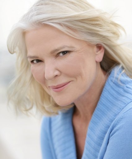 Фото - Элизабет Нун: 427x514 / 29 Кб