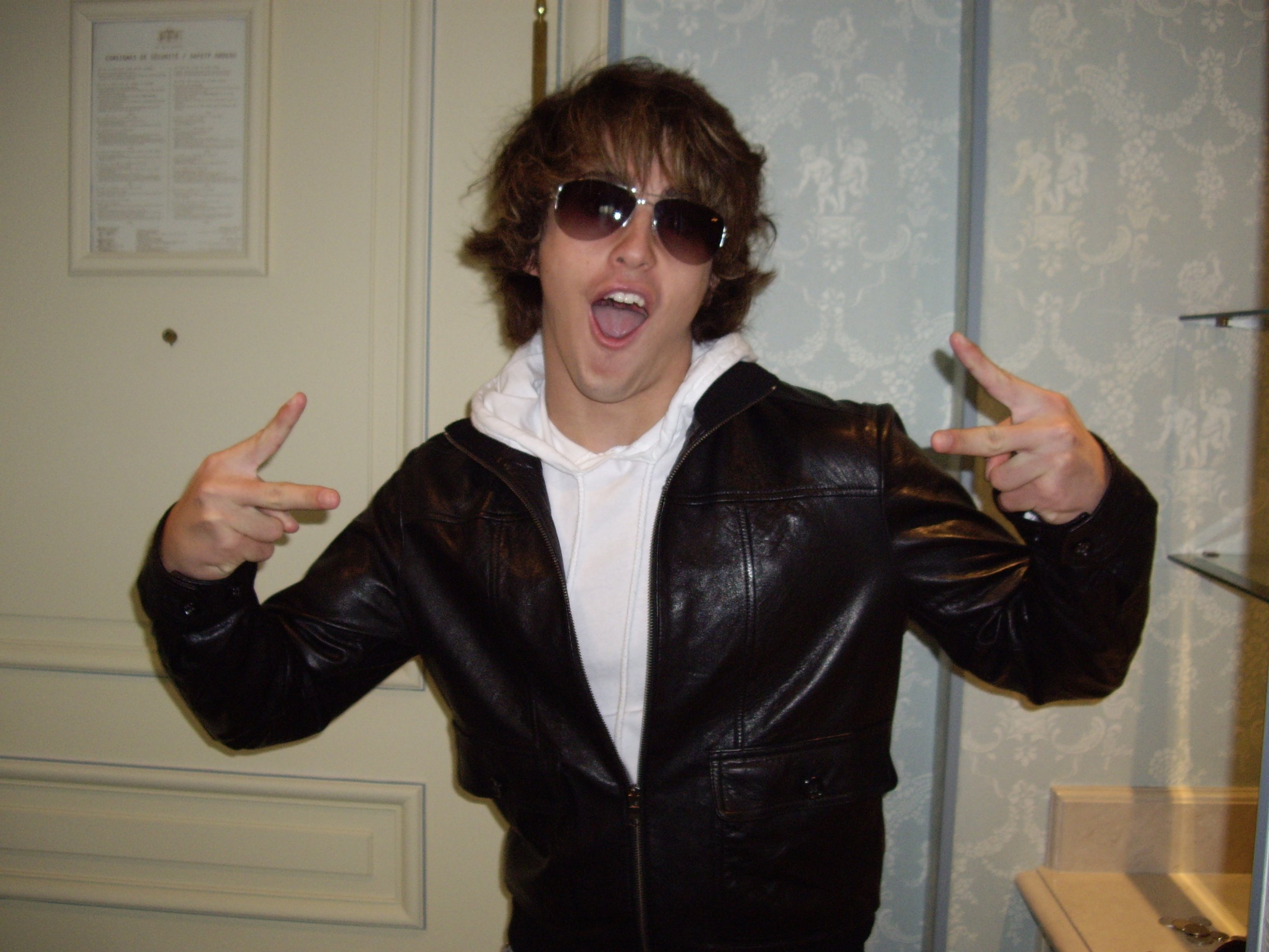 Фото - Дэвид Флэннери: 2448x1836 / 464 Кб