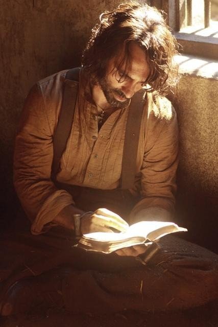 Фото - Нестор Карбонелл: 427x640 / 44 Кб