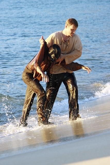 Фото - Нестор Карбонелл: 427x640 / 59 Кб