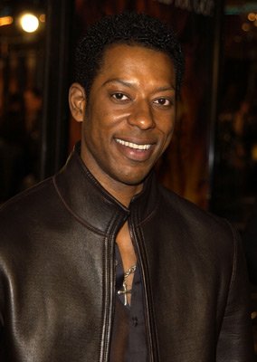 Фото - Орландо Джонс: 284x400 / 20 Кб