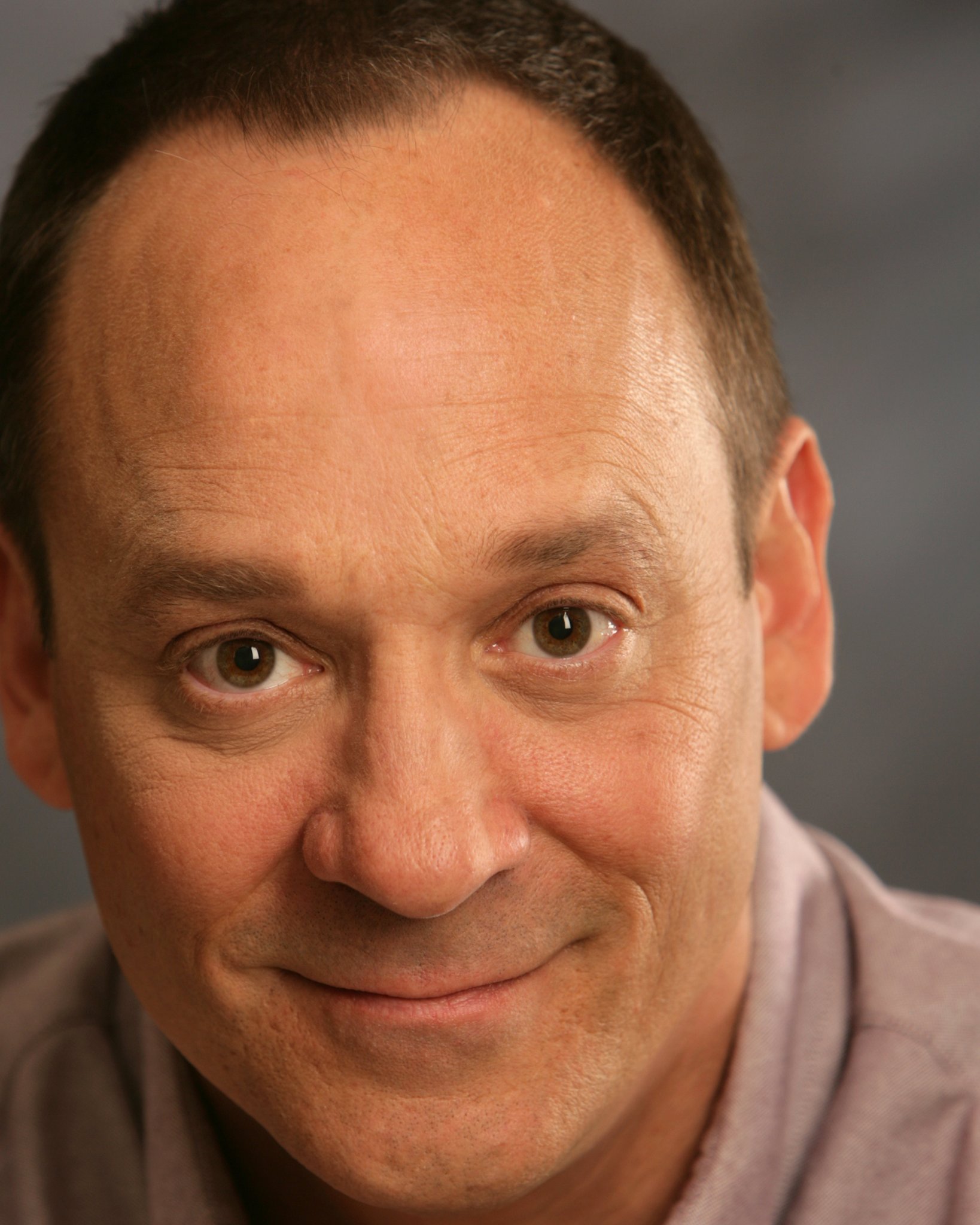 Фото - Steve Bean: 1638x2048 / 340 Кб