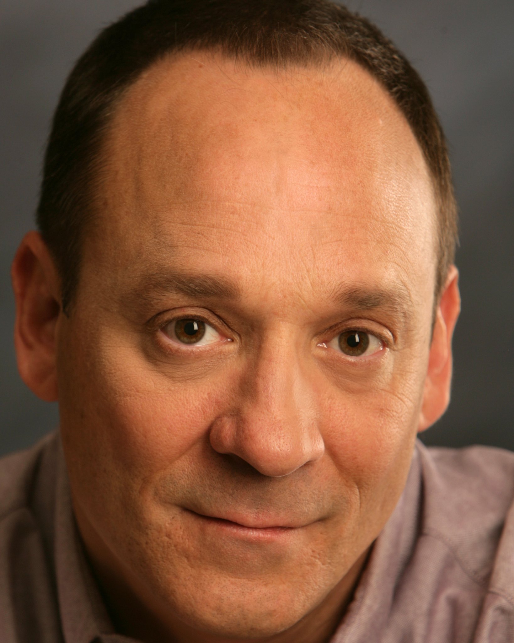 Фото - Steve Bean: 1638x2048 / 326 Кб