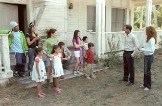 Фото - Рене Руссо: 317x207 / 22 Кб