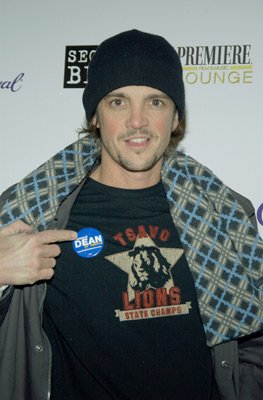 Фото - Jonathan Del Arco: 263x400 / 24 Кб