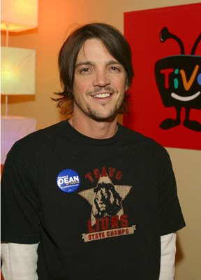 Фото - Jonathan Del Arco: 288x400 / 21 Кб