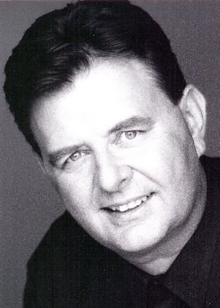 Фото - Denis Corbett: 311x434 / 30 Кб