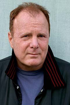 Фото - Джек Форбс: 240x360 / 16 Кб