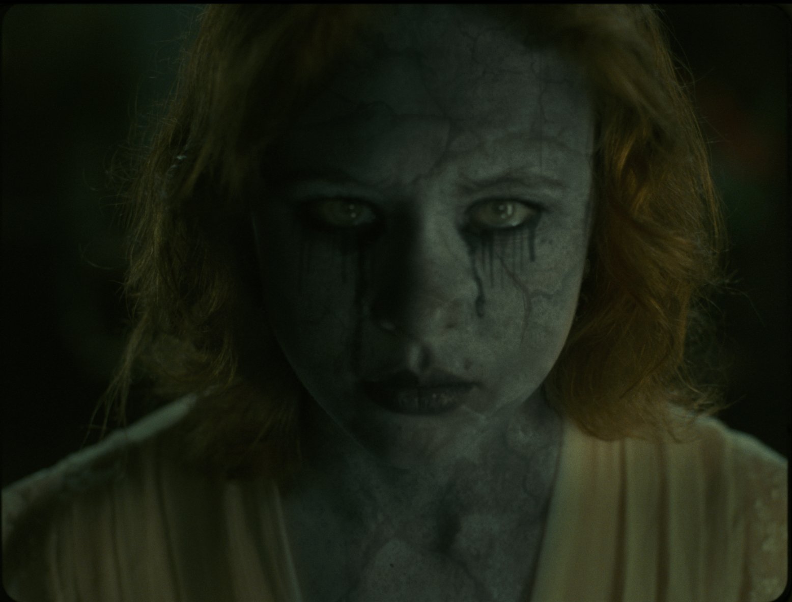 Фото - Тора Берч: 1556x1182 / 132 Кб