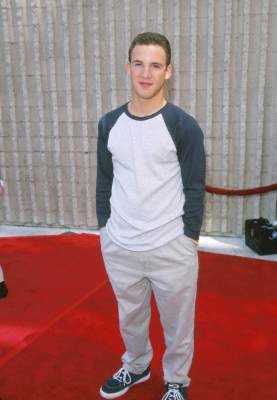 Фото - Бен Сэвидж: 277x400 / 19 Кб