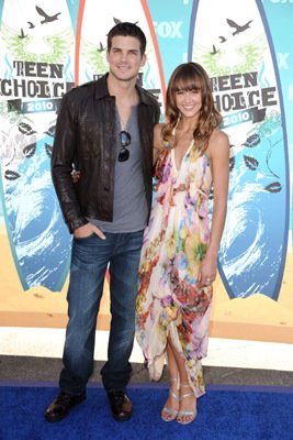 Фото - Шарни Винсон: 267x400 / 33 Кб