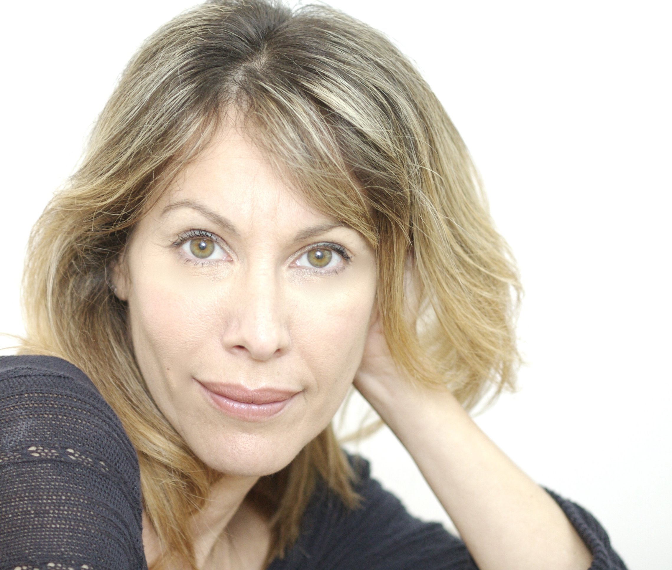 Фото - Илэна Ливайн: 2279x1935 / 512 Кб