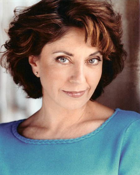 Фото - Annie Cerillo: 450x565 / 44 Кб