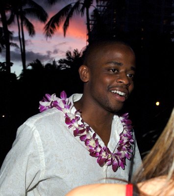 Фото - Дьюли Хилл: 355x400 / 30 Кб