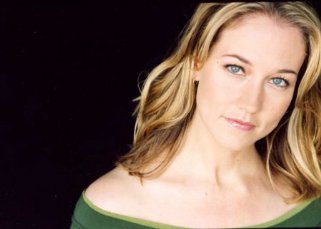 Фото - Stephanie Denise Griffin: 321x229 / 13 Кб