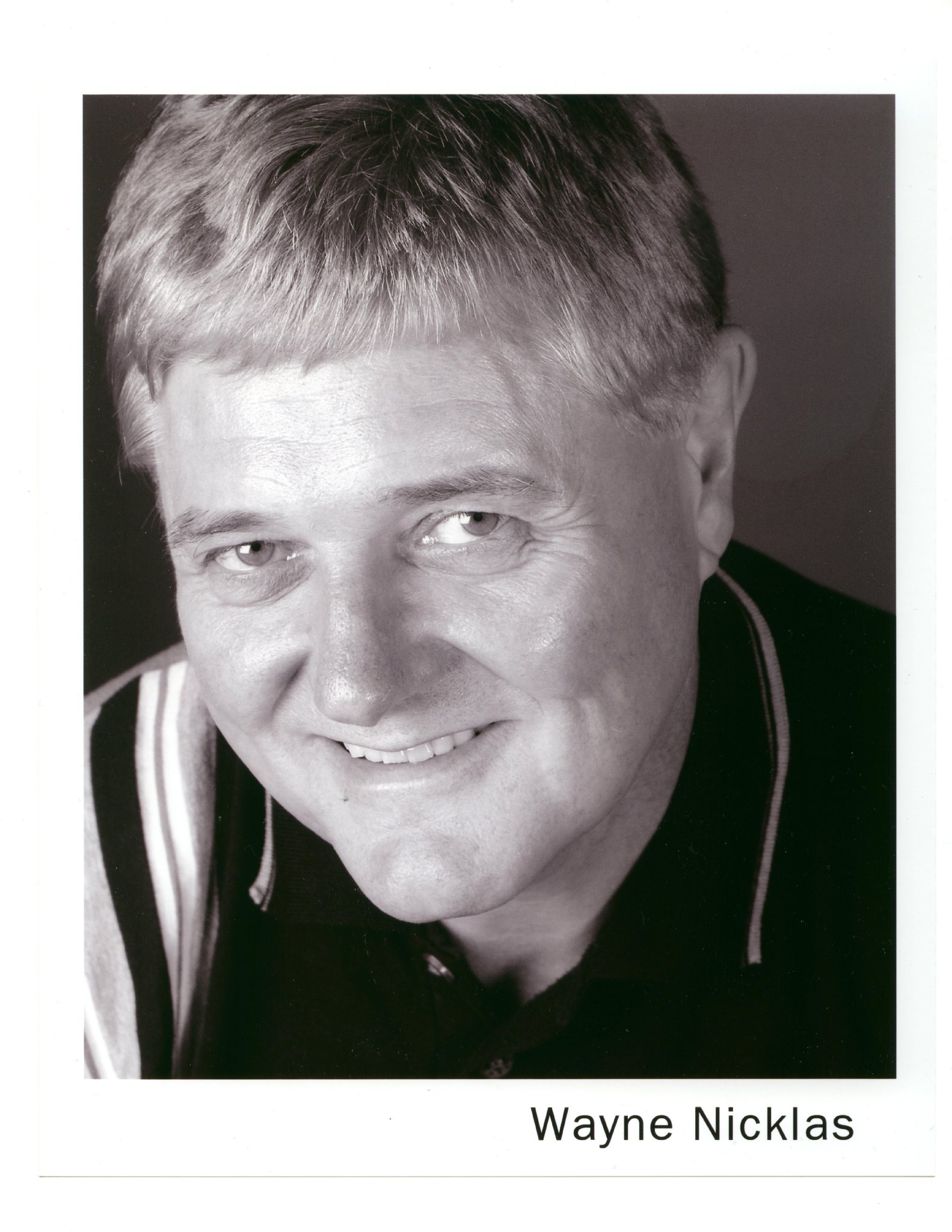 Фото - Wayne Nicklas: 1583x2048 / 336 Кб