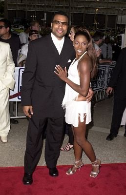 Фото - Э.Дж. Джонсон: 258x400 / 25 Кб