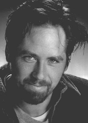 Фото - John Calvin Doyle: 300x420 / 18 Кб