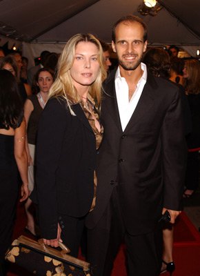 Фото - Дебора Кара Ангер: 290x400 / 22 Кб