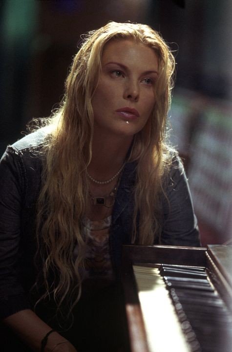 Фото - Дебора Кара Ангер: 475x720 / 46 Кб