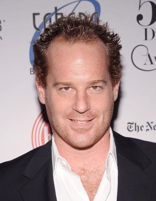 Фото - Адам Джеймс: 311x400 / 23 Кб