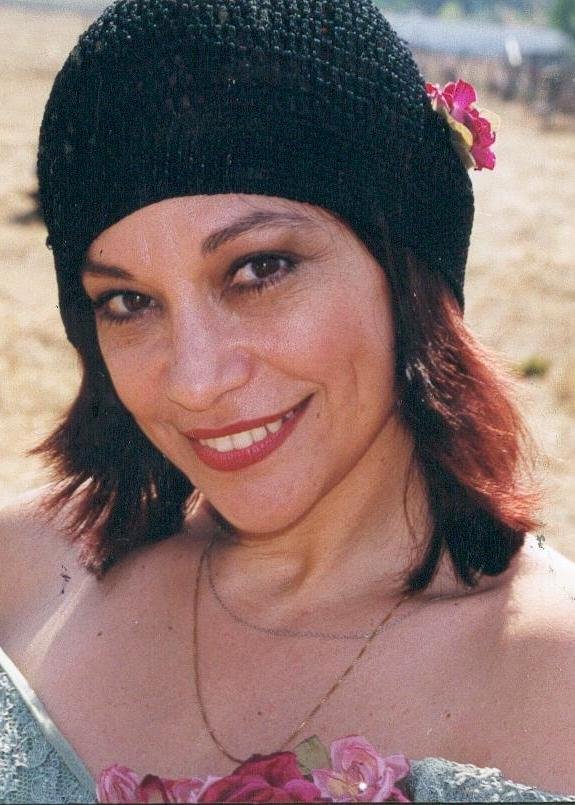 Фото - Нора Армани: 575x805 / 100 Кб