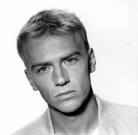 Фото - Antonie Kamerling: 442x434 / 27 Кб