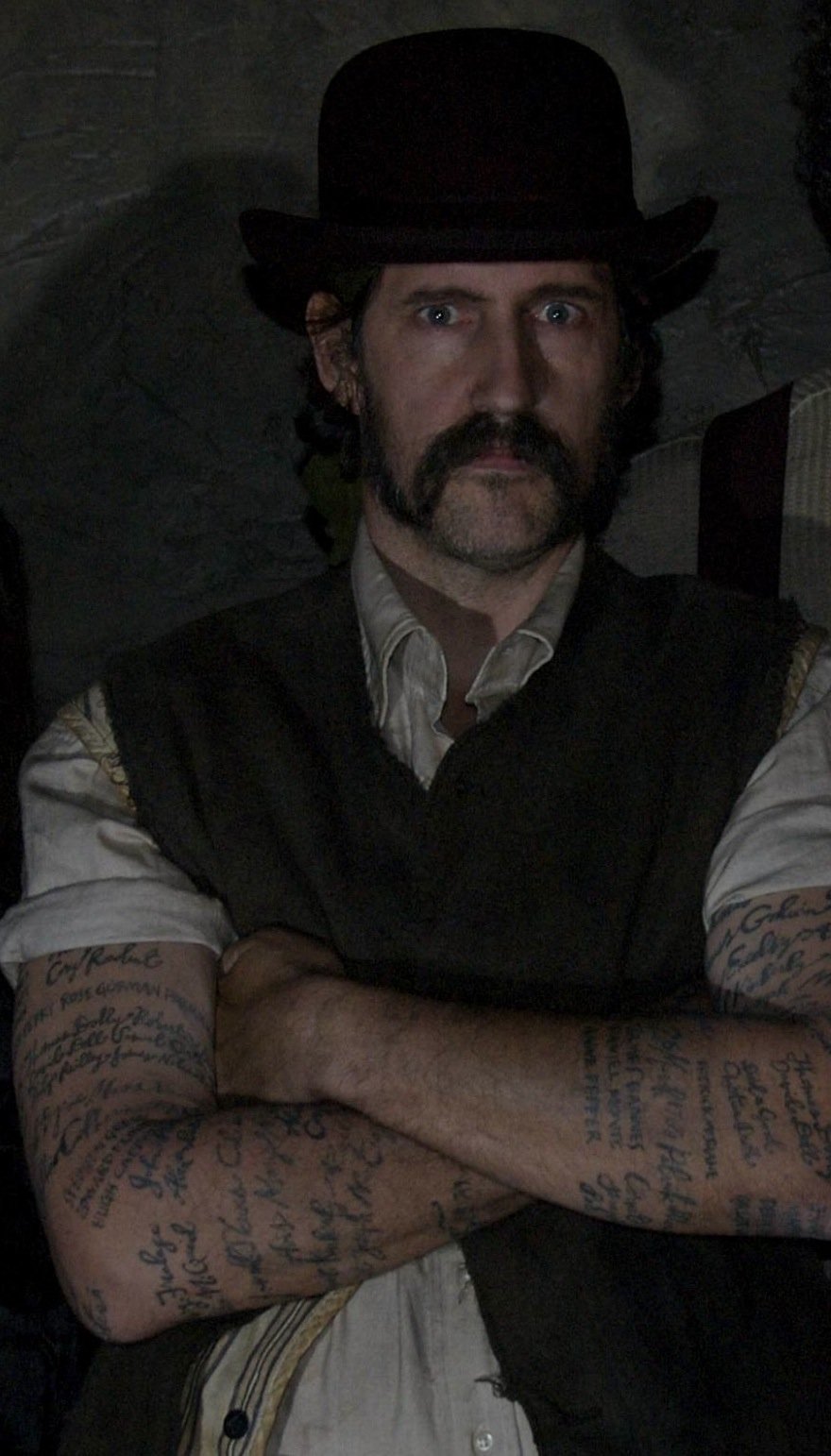 Фото - Джон Спередакос: 880x1542 / 169 Кб