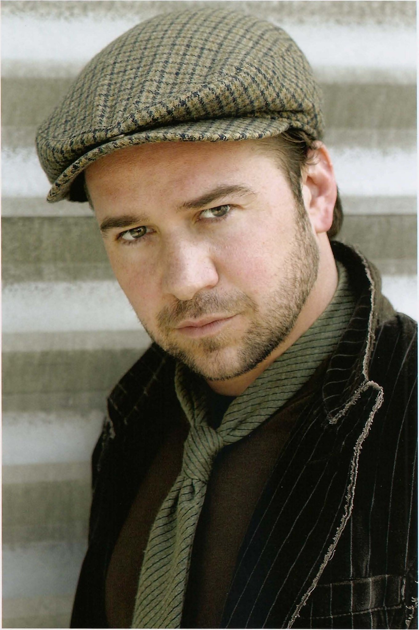 Фото - Райан Боллман: 1362x2048 / 347 Кб