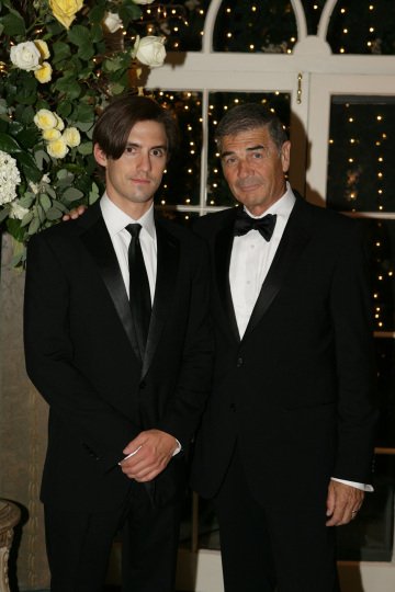 Фото - Майло Вентимилья: 360x540 / 34 Кб