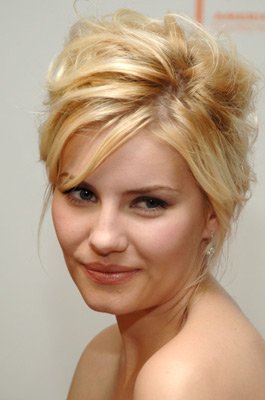 Фото - Элиша Катберт: 265x400 / 19 Кб