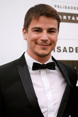 Фото - Джош Хартнетт: 267x400 / 16 Кб