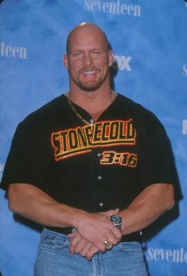 Фото - Стив Остин: 272x400 / 18 Кб