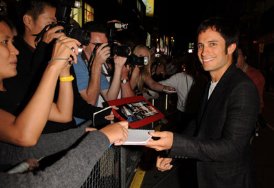 Фото - Гаэль Гарсиа Берналь: 274x188 / 15 Кб