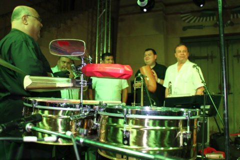 Фото - A. David Burleigh: 480x320 / 39 Кб