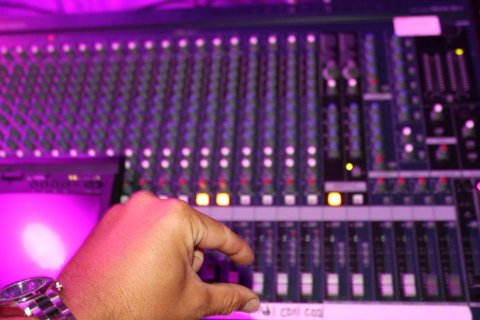 Фото - A. David Burleigh: 480x320 / 32 Кб