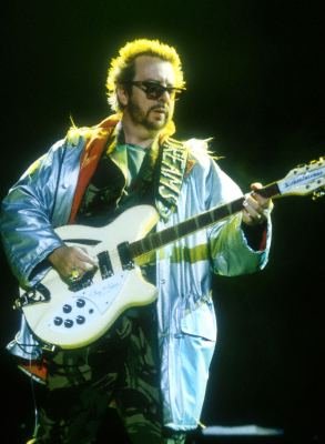 Фото - Дэвид Э. Стюарт: 293x400 / 23 Кб