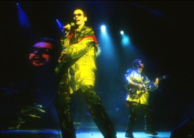 Фото - Дэвид Э. Стюарт: 400x286 / 17 Кб