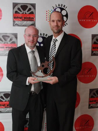 Фото - Гордон Майклс: 336x448 / 26 Кб