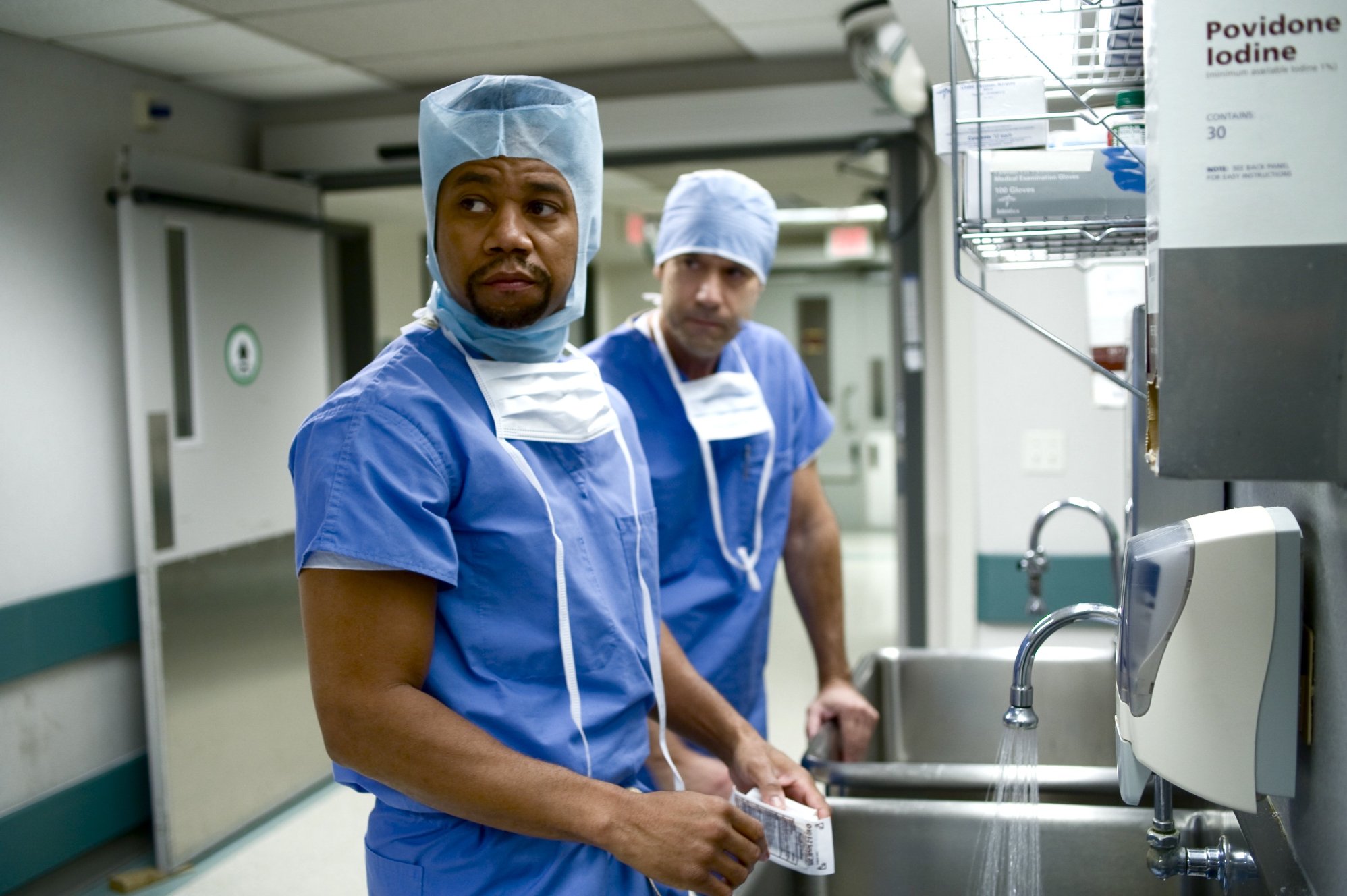 Фото - Гордон Майклс: 1996x1328 / 287 Кб