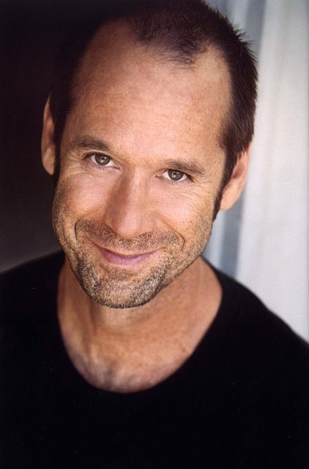 Фото - Гордон Майклс: 450x681 / 43 Кб