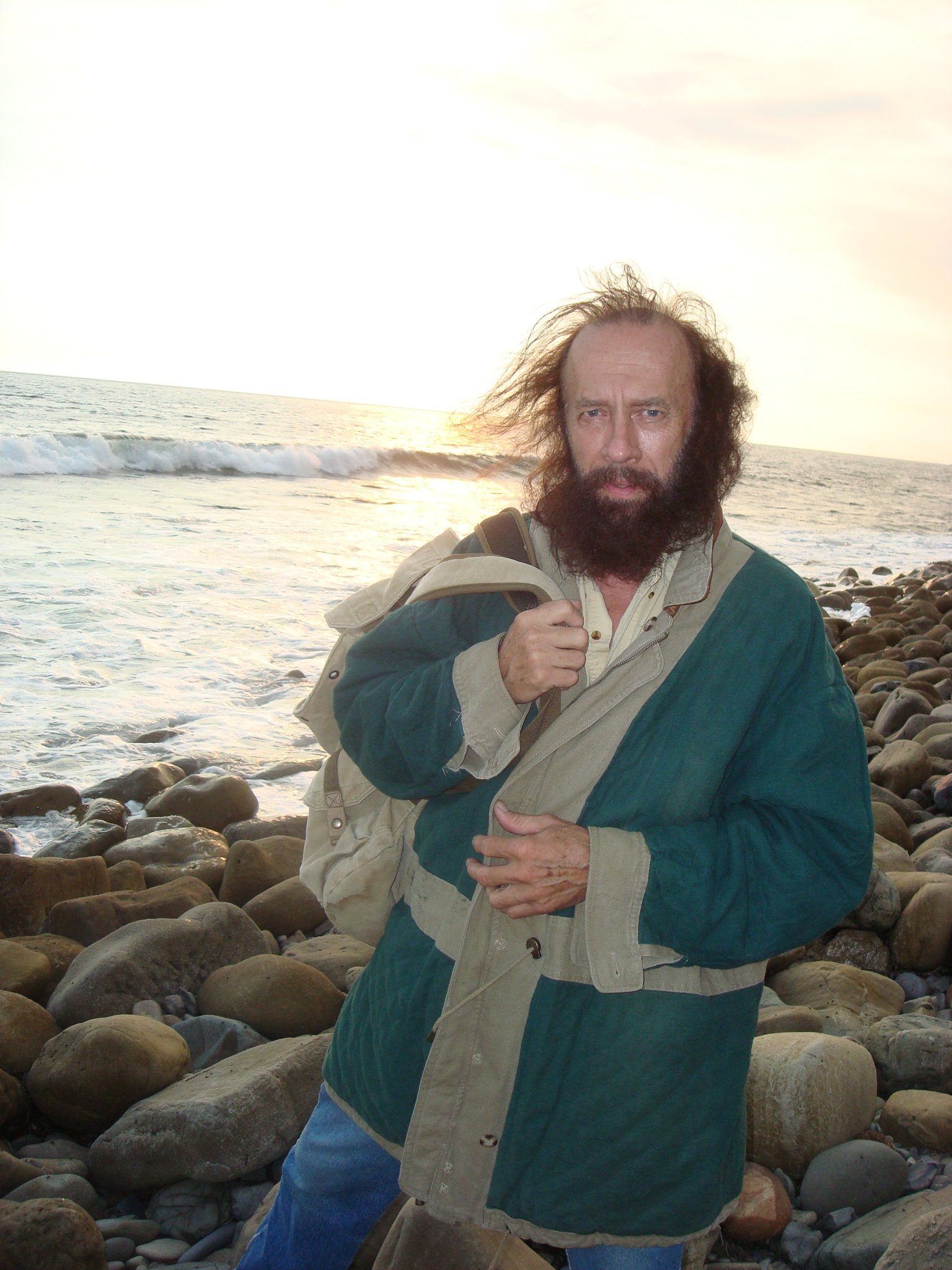 Фото - Гари Сиверс: 1536x2048 / 420 Кб